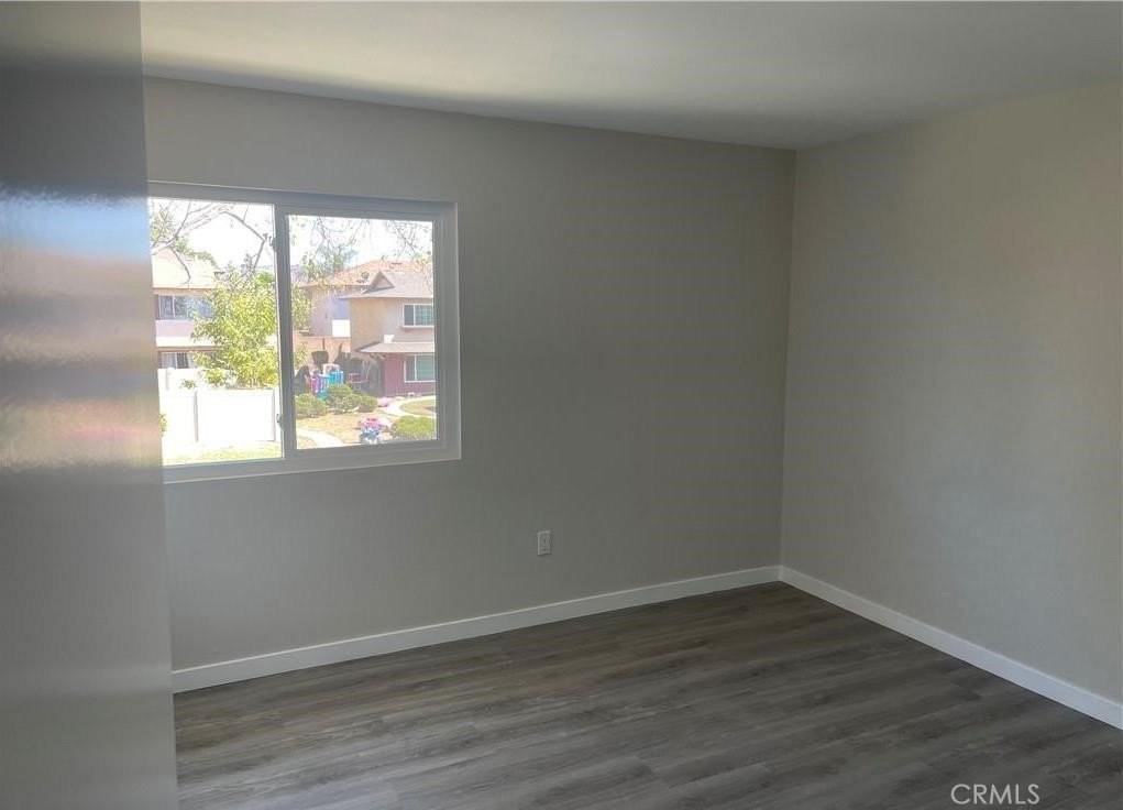 760 N Adele St #4 - Photo 4 of 5