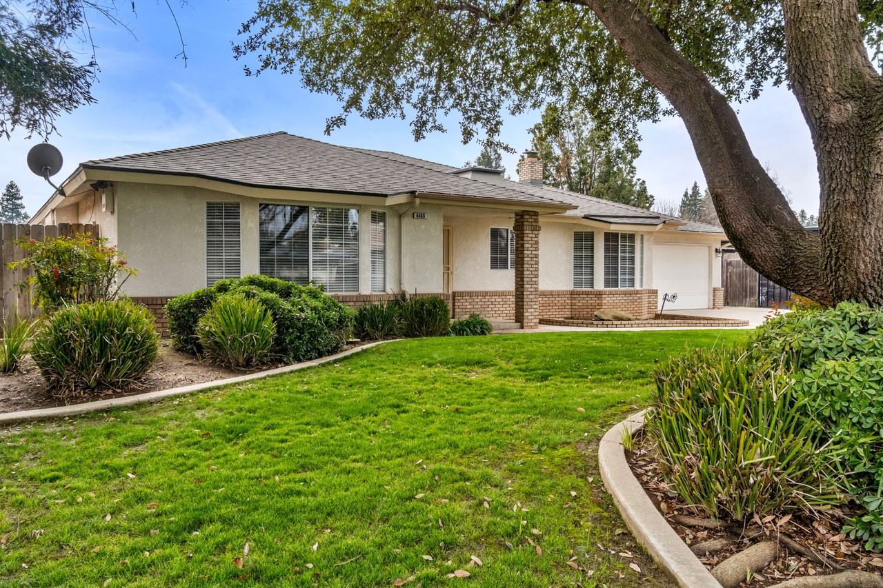 6469 N San Pedro Ave #1 - Photo 3 of 30