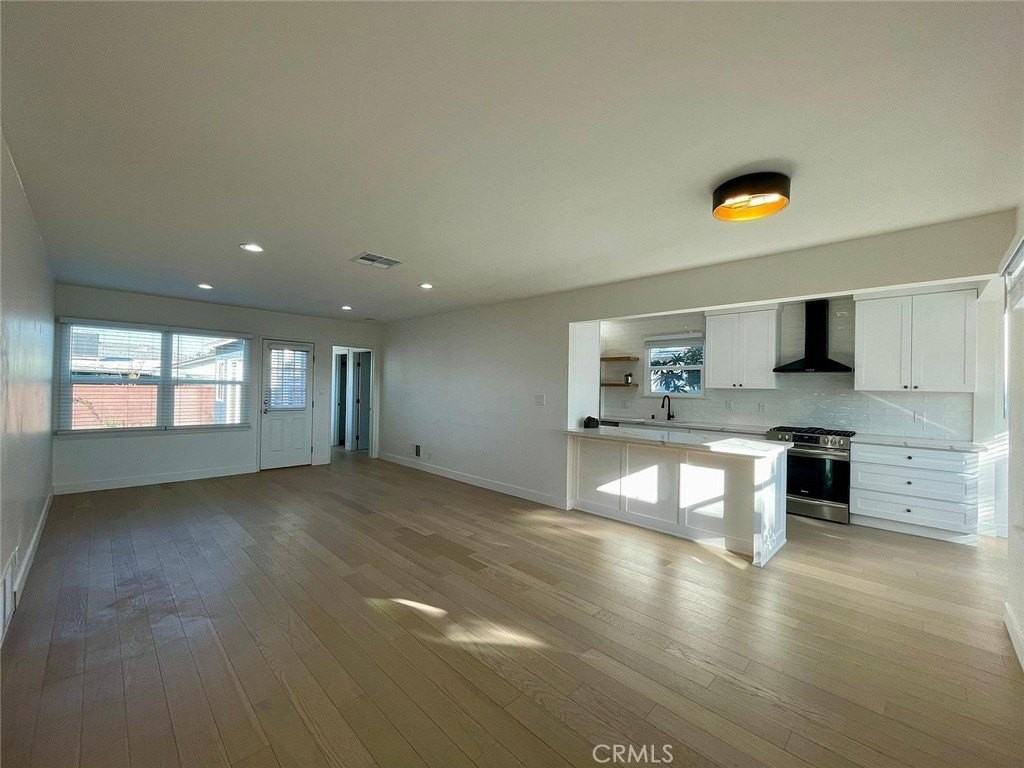 5427 W 135th St - Photo 2 of 14