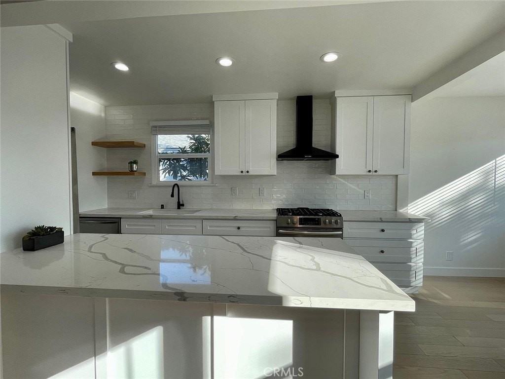5427 W 135th St - Photo 3 of 14
