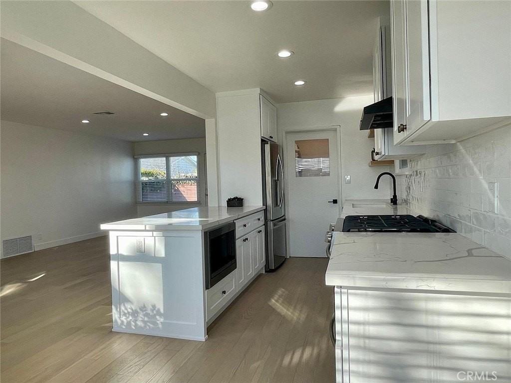 5427 W 135th St - Photo 6 of 14