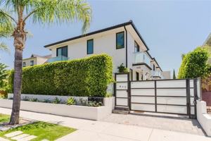 featured image of 4418 Kingswell Ave