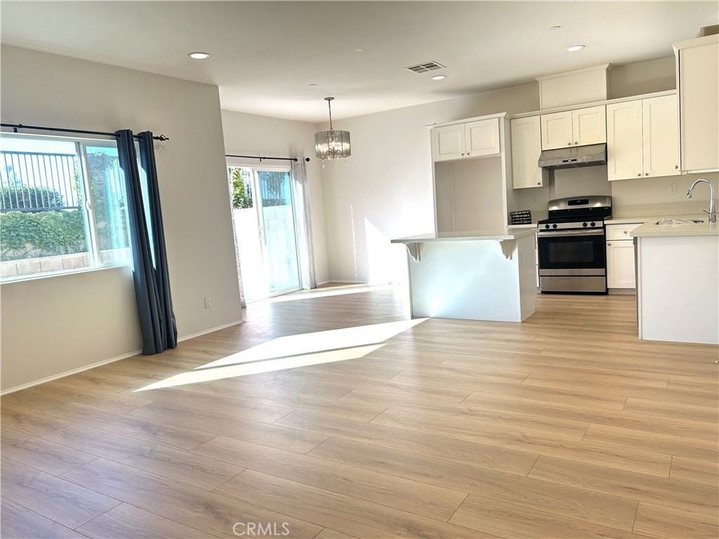 4432 Lilac Cir - Photo 2 of 18