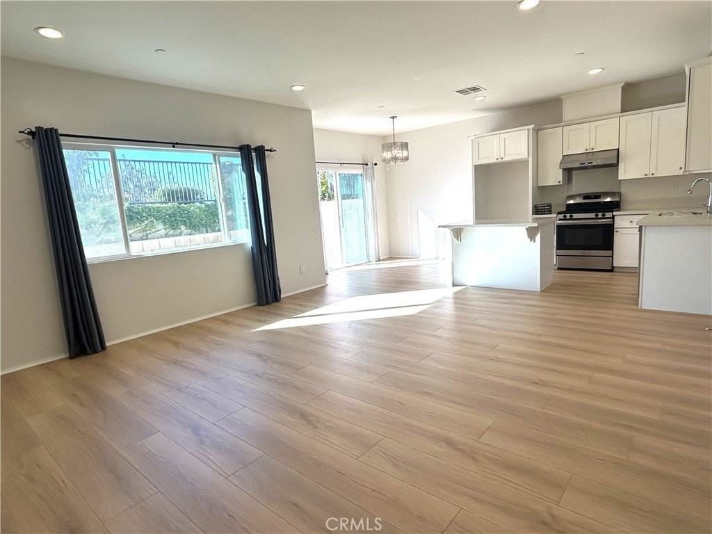 4432 Lilac Cir - Photo 5 of 18