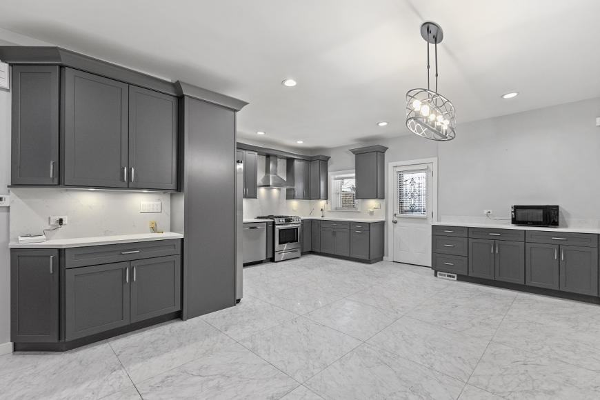 1147 W Taylor St - Photo 5 of 10