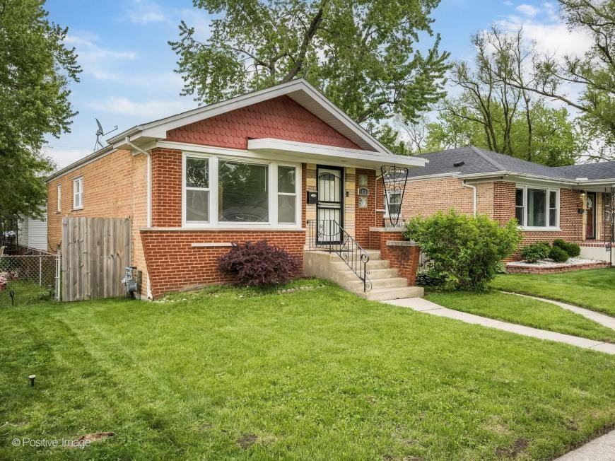 14341 Dobson Ave - Photo 2 of 10