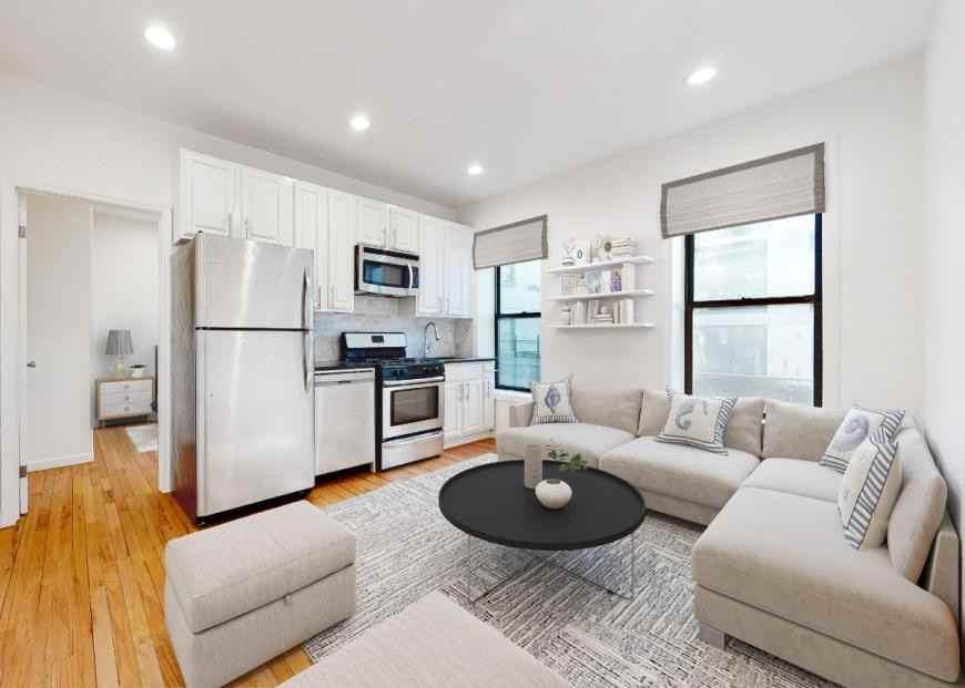 315 W 115th St