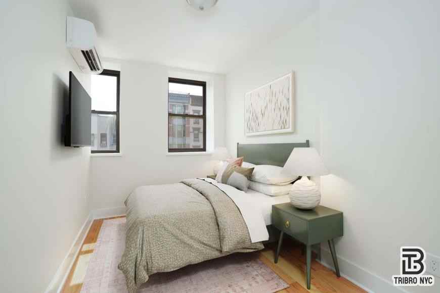 149 E 116th St - Photo 3 of 7
