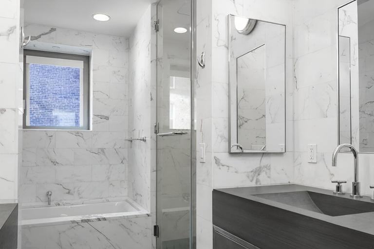 240 Park Ave S - Photo 7 of 10