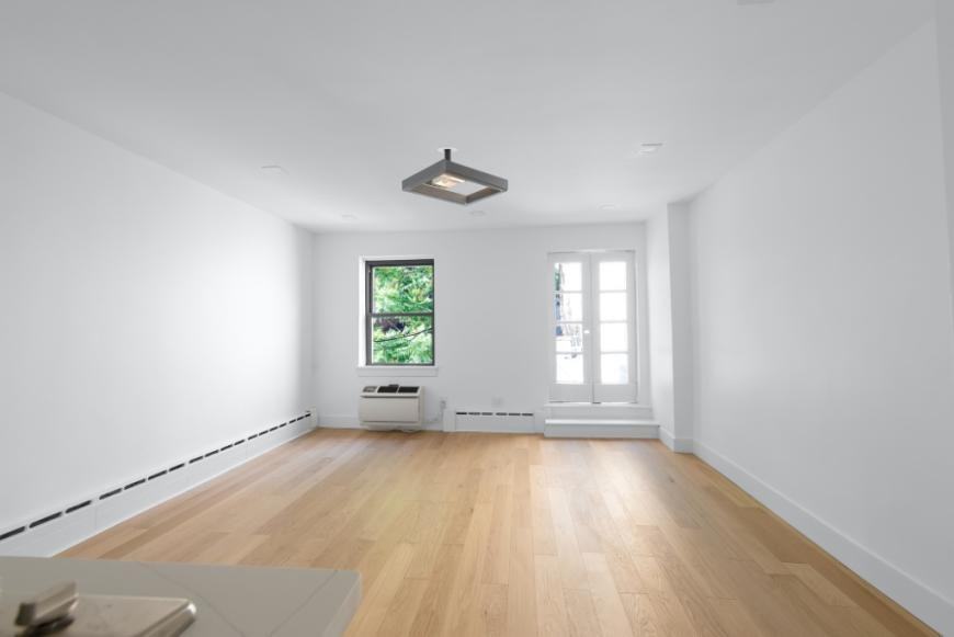 151 E 62nd St - Photo 3 of 10