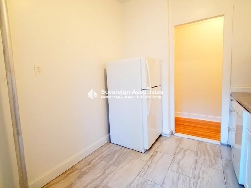 138 Haven Ave - Photo 5 of 10