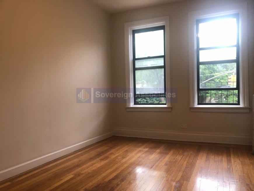 540 Fort Washington Ave - Photo 5 of 10