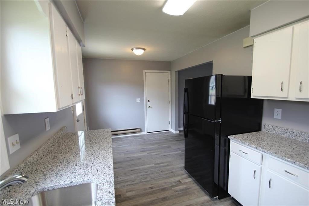 300 Northland Dr - Photo 3 of 20
