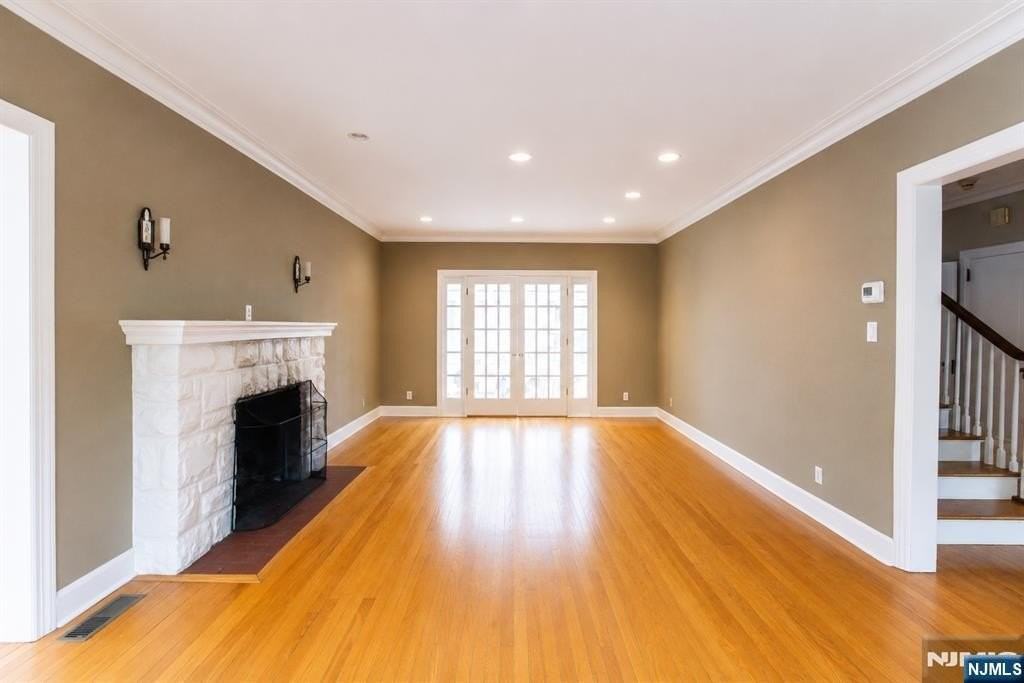 22 Serafin Pl - Photo 5 of 48