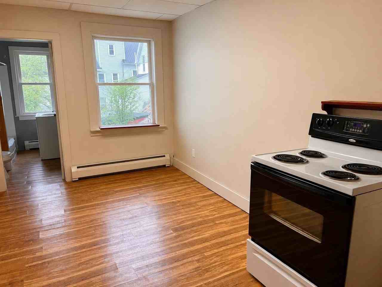 686 3rd Ave #1 - Photo 3 of 10