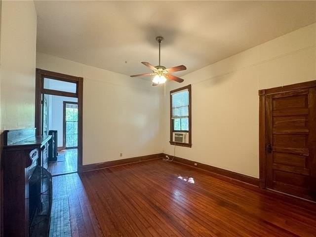 4427 Laurel St #1-2 - Photo 6 of 16