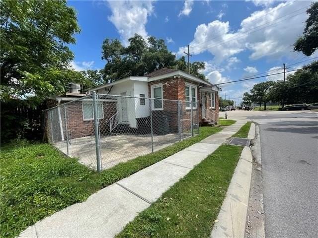 3301 S Dorgenois St - Photo 2 of 15