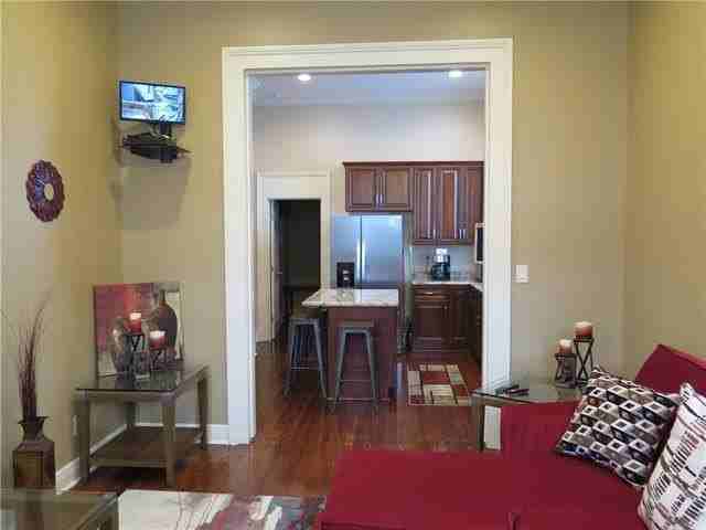 2543 Saint Ann St - Photo 3 of 14