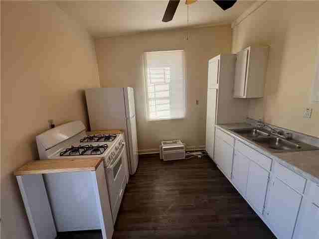 2934 Dryades St - Photo 5 of 9