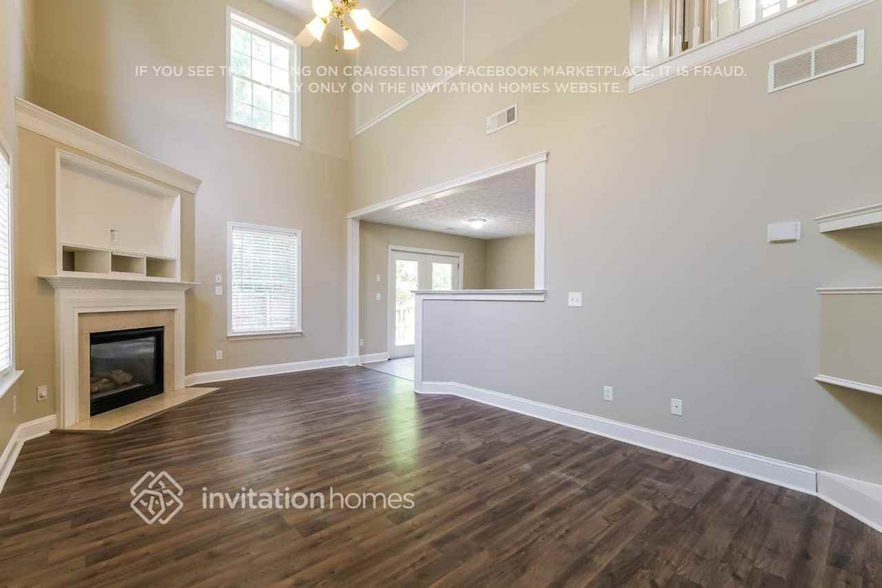 121 Nacoochee Way - Photo 7 of 19