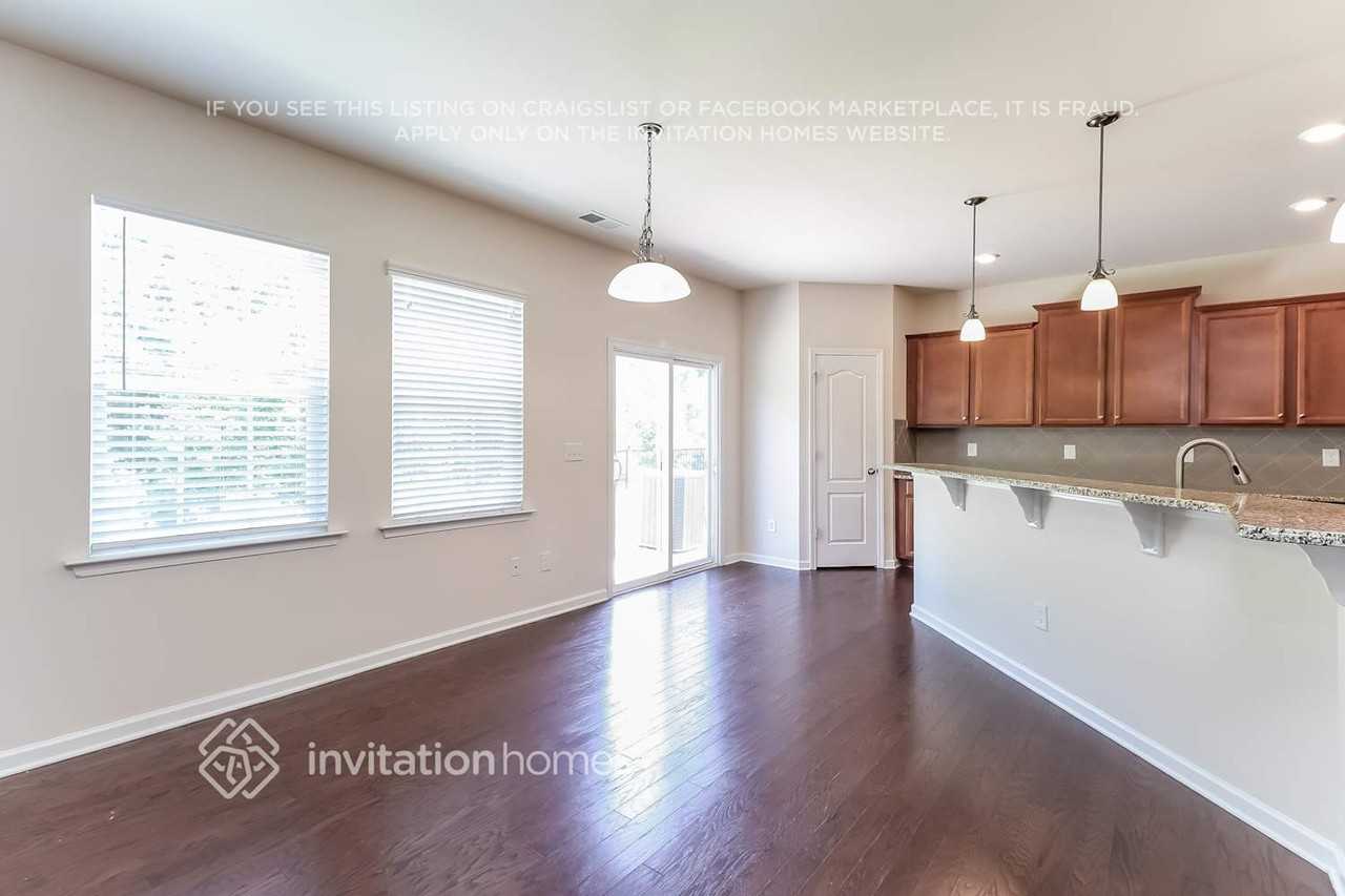 141 Lassen Ln - Photo 7 of 18