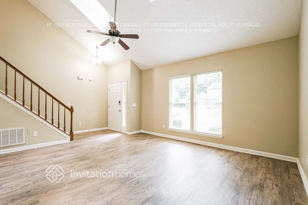 4562 Hickory Forest Dr Nw - Photo 5 of 18