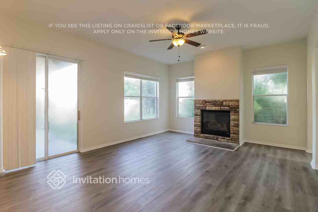31313 Anniston Dr - Photo 4 of 16