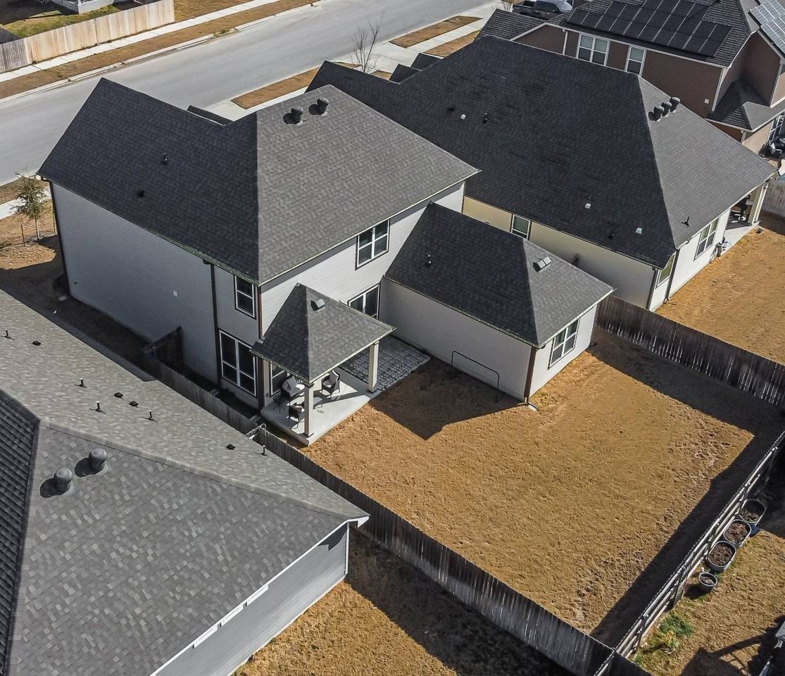 6306 Golden Gate Dr - Photo 4 of 42