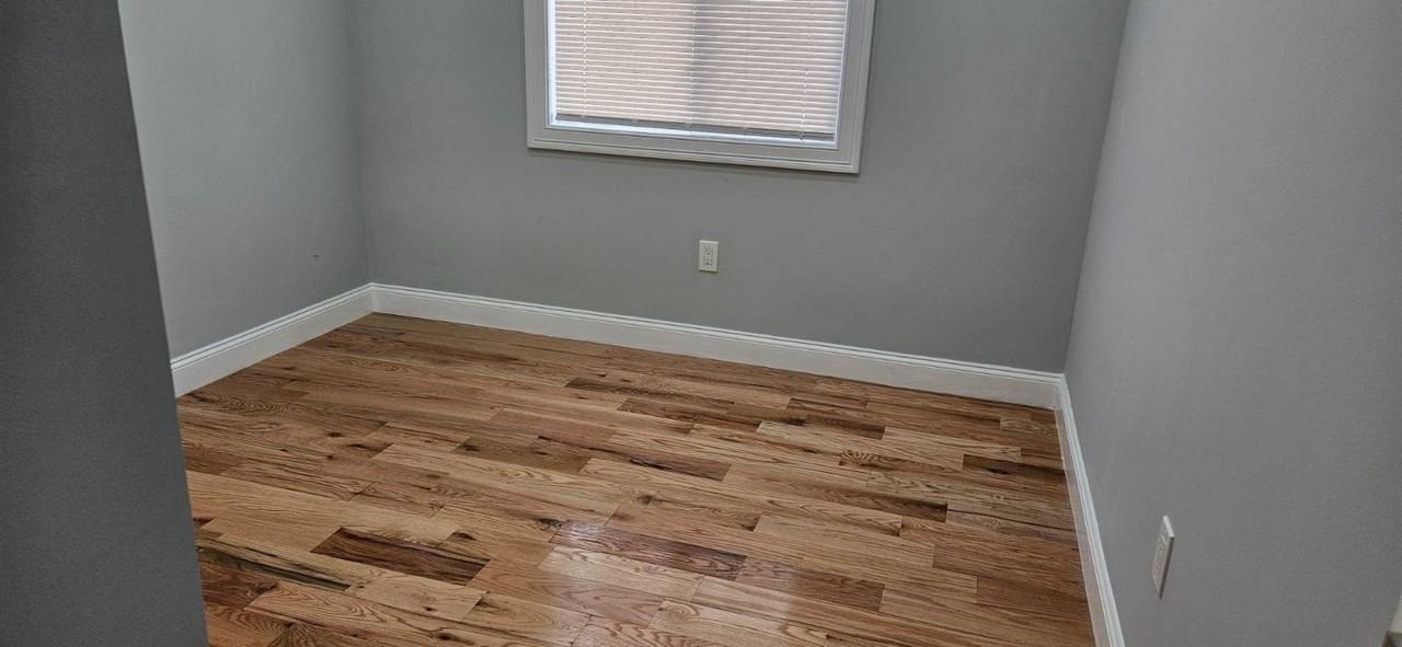 10827 171st Pl - Photo 2 of 24
