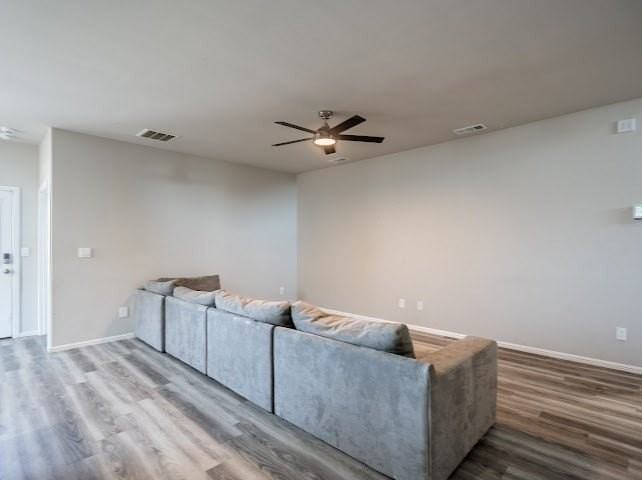 6403 Globe Life Ct - Photo 4 of 16