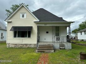 807 W 2nd St - Photo 1 of 1