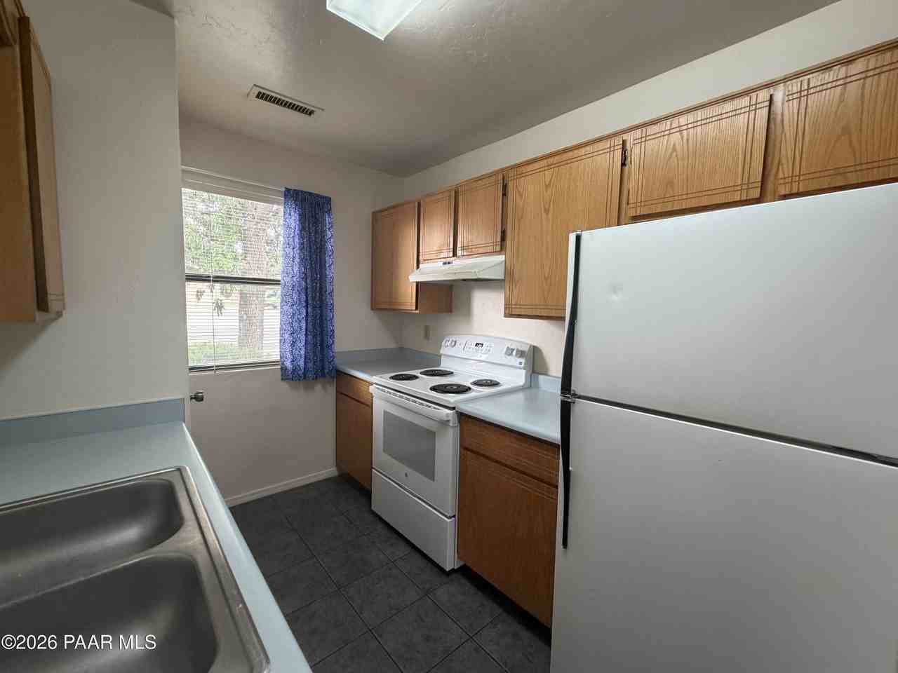 3001 N Majesty Dr #B - Photo 5 of 12