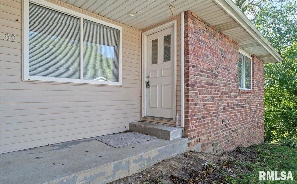 32 Sundowner Ln - Photo 3 of 39
