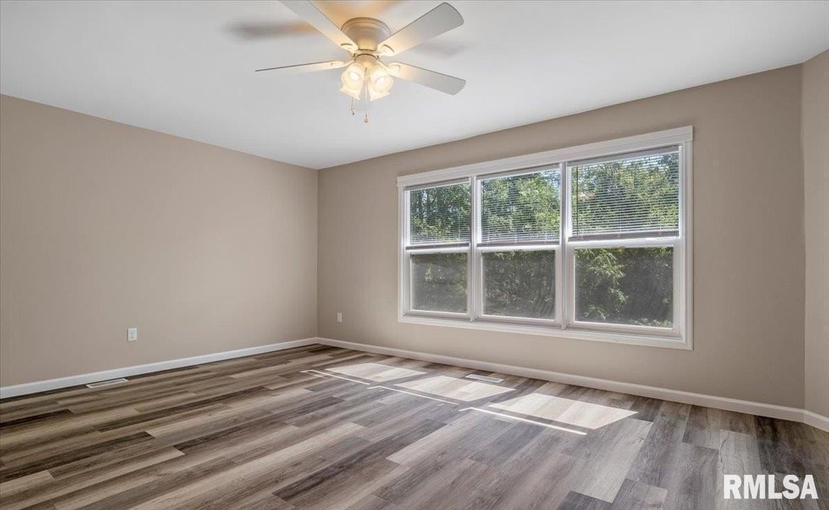 32 Sundowner Ln - Photo 4 of 39