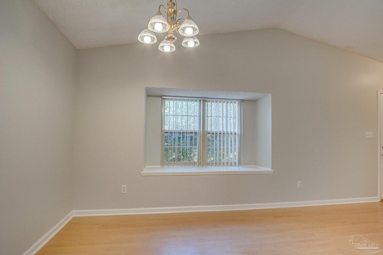 3164 Cedarwood Village Ln - Photo 6 of 28