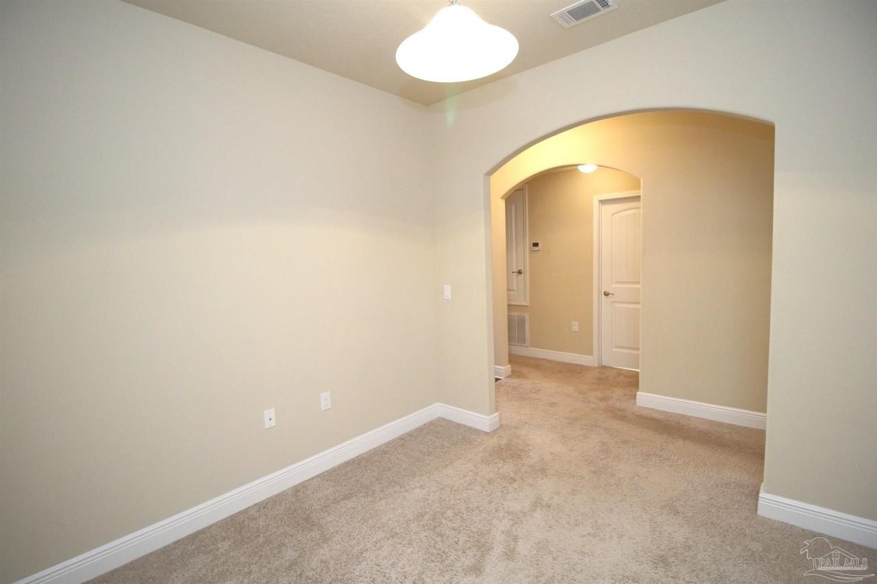 4710 Ashley Place Blvd - Photo 5 of 22
