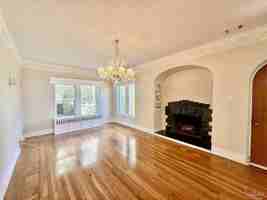 featured image of 1717 Yates Ave