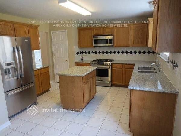 6935 Moss Boulder Dr - Photo 5 of 12