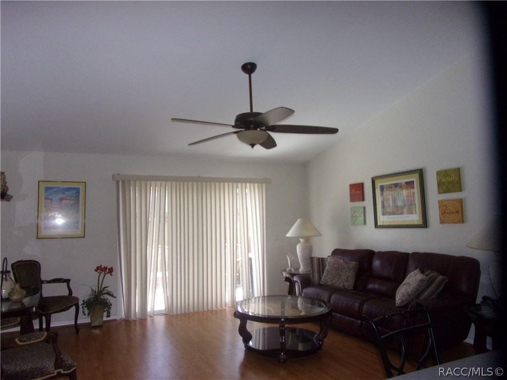 2007 Colonade St - Photo 3 of 26