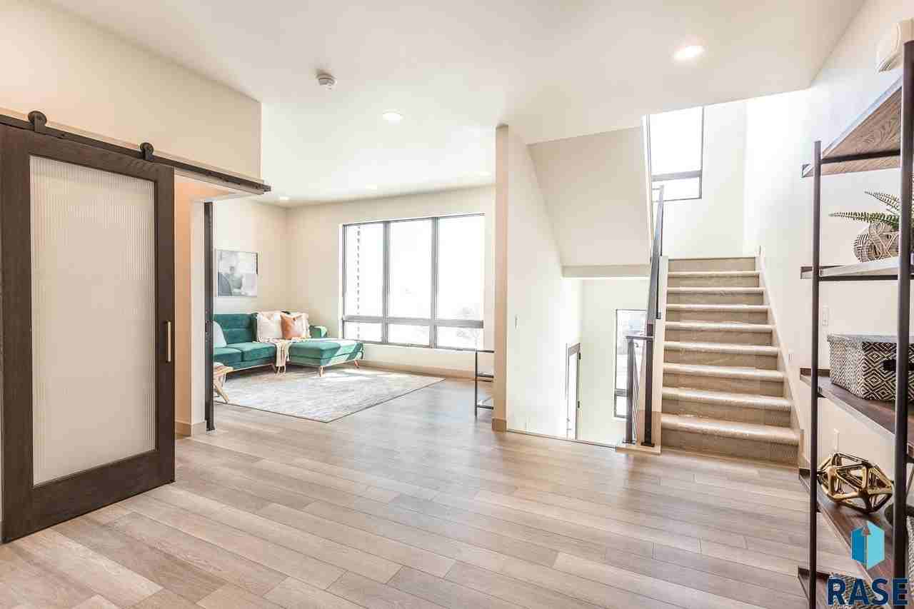 2803 S Terry Ave - Photo 7 of 31
