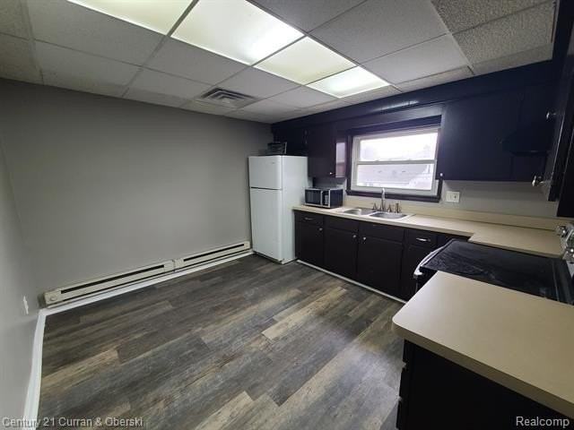 1374 Hanford Ave - Photo 4 of 19