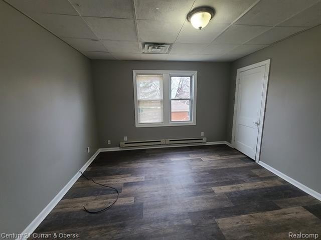 1374 Hanford Ave - Photo 5 of 19