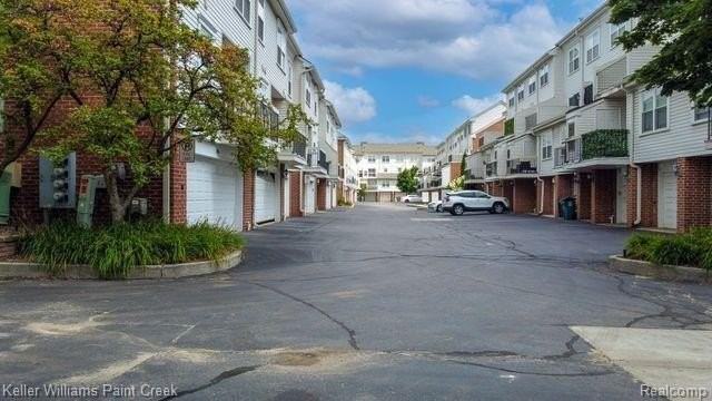 1337 S Washington Ave - Photo 4 of 34