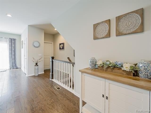 47707 Alden Ter N - Photo 5 of 49