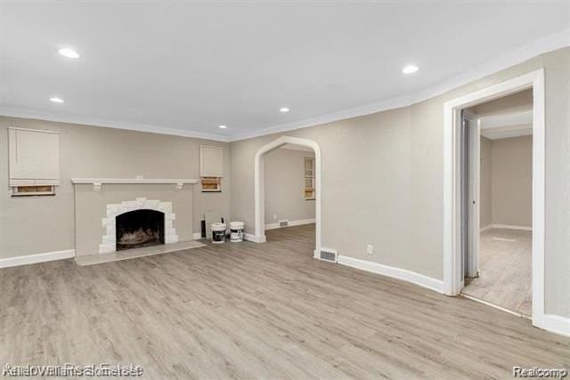 5574 Buckingham Ave - Photo 4 of 15