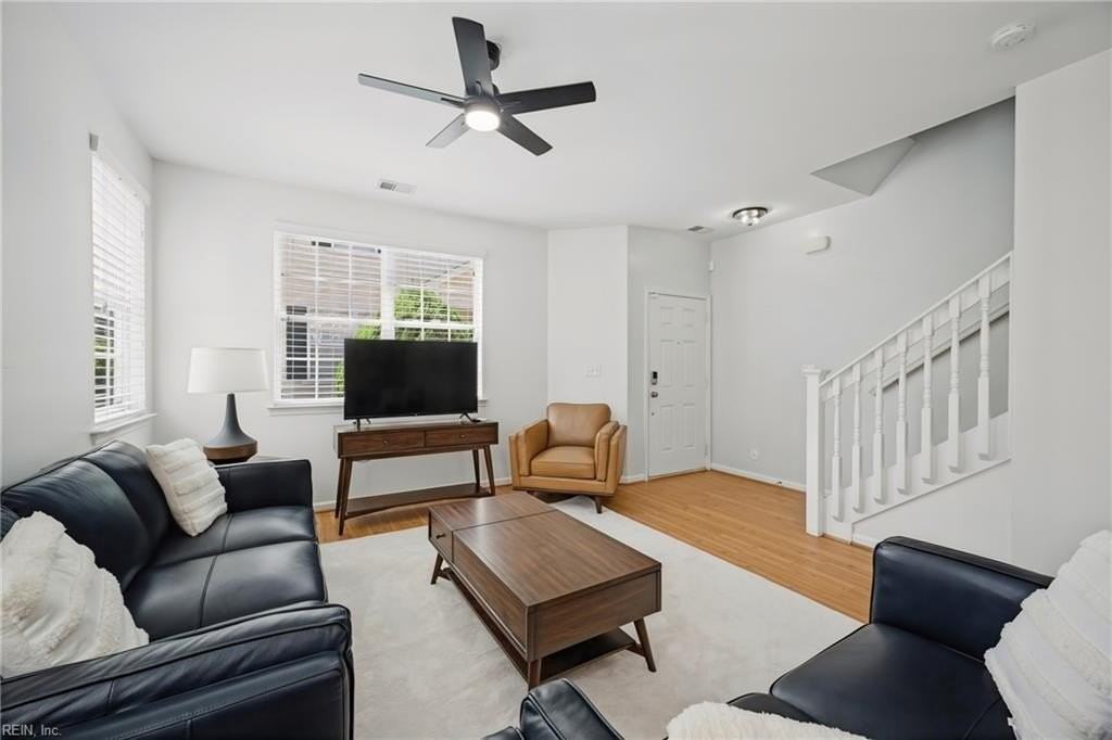 1420 Hambledon Loop - Photo 5 of 37