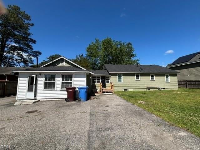1424 Hawthorne Dr - Photo 2 of 9