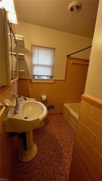 207 Robin Rd - Photo 7 of 11