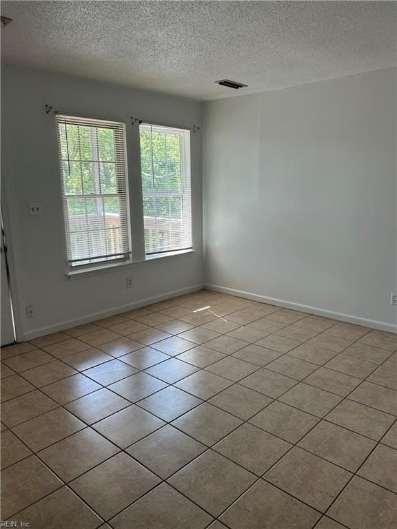 1566 Lea View Ave #1 - Photo 3 of 15
