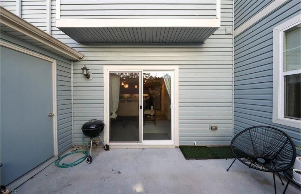 1533 Rollesby Way - Photo 5 of 29